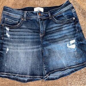 Women’s BKE denim “Victoria” shorts size 30